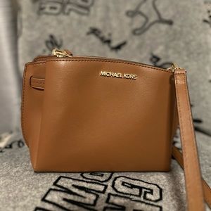 Brown Michael Kors Crossbody Purse